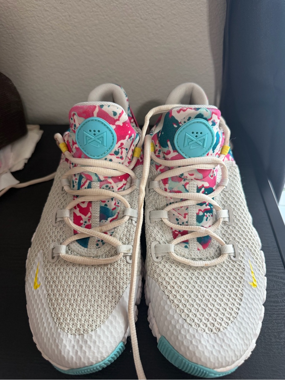 Nike Free Metcon 4 Premium Paint Splash White Pink Teal Women’s Size 8.5 - Picture 3 of 4